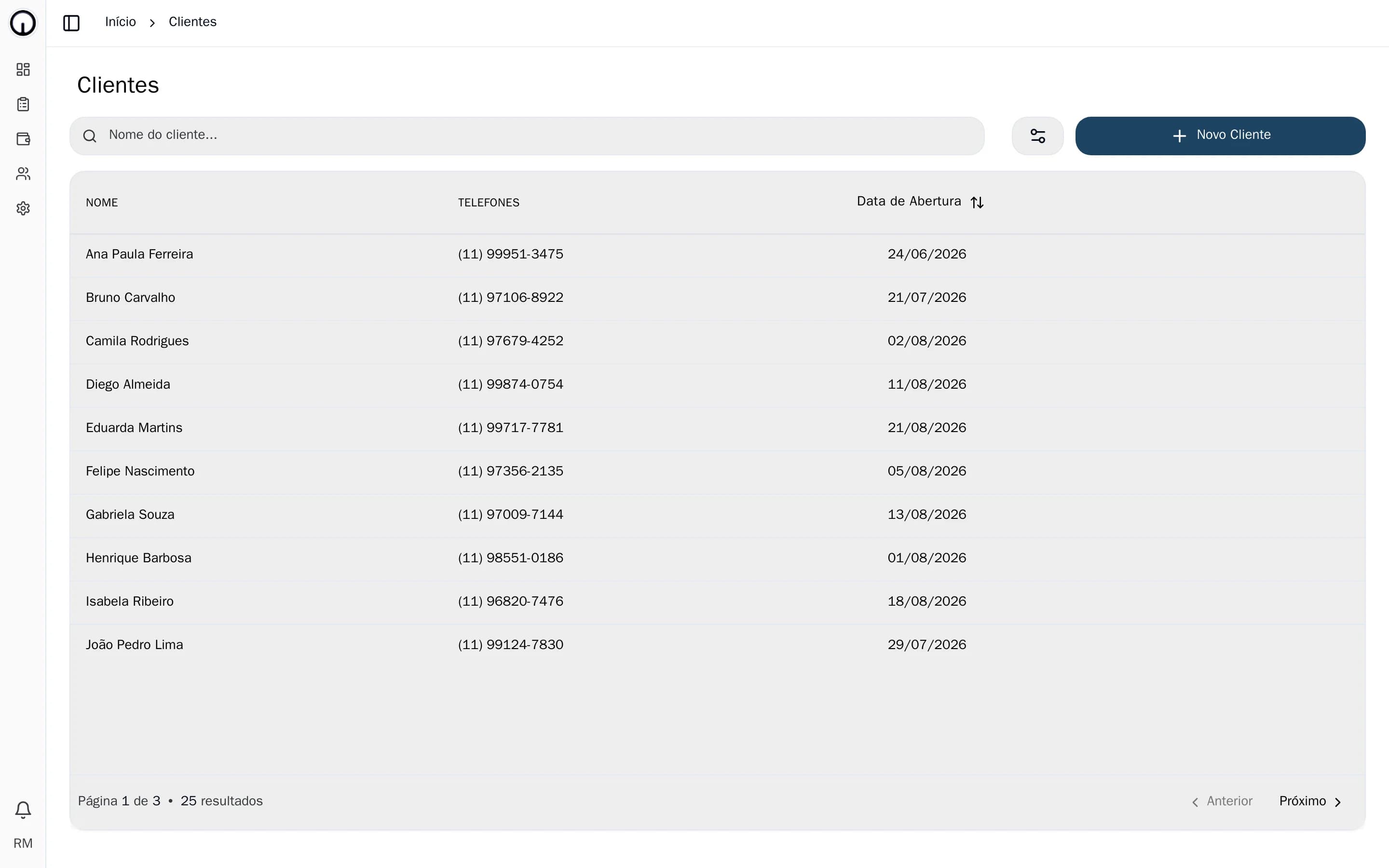 Lista de clientes do AgileOS com nome, telefone e data de cadastro